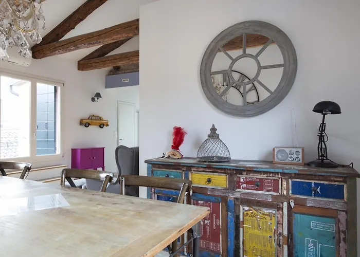 特拉萨里亚尔托公寓